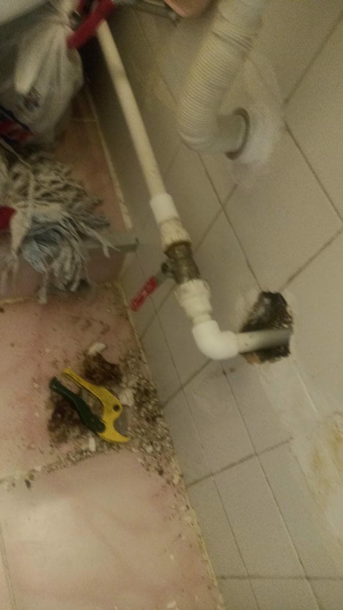 Su borusu ve tesisat hattı çalışması